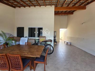 Casa para Venda, em Salto, bairro Santa Marta, 3 dormitrios, 1 banheiro, 1 sute, 2 vagas